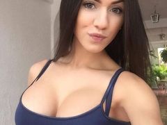 Снимаю свои прелести